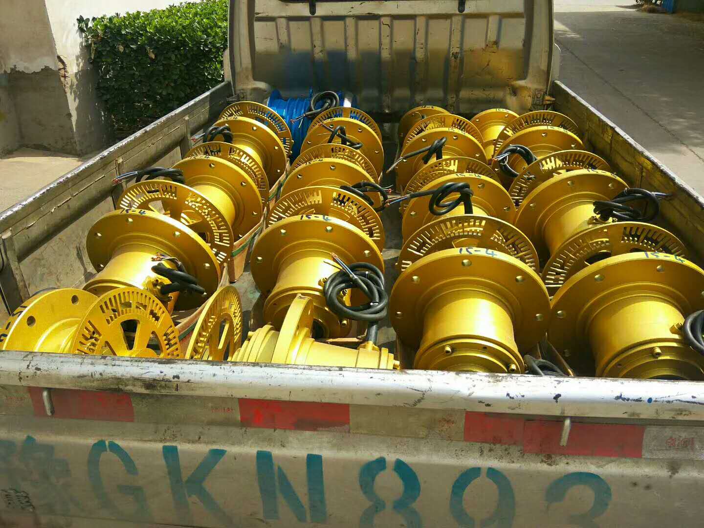 科耐振動(dòng)電機(jī)發(fā)貨現(xiàn)場(chǎng)，持續(xù)發(fā)貨中，質(zhì)量保證